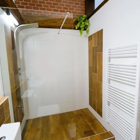 Apartment 13 Prizemi 1 Sec