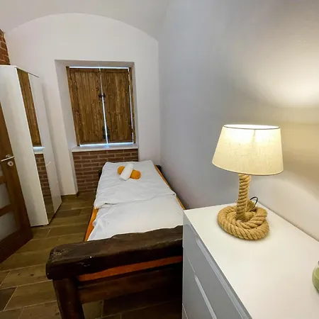 Apartment 13 Prizemi 1 Sec